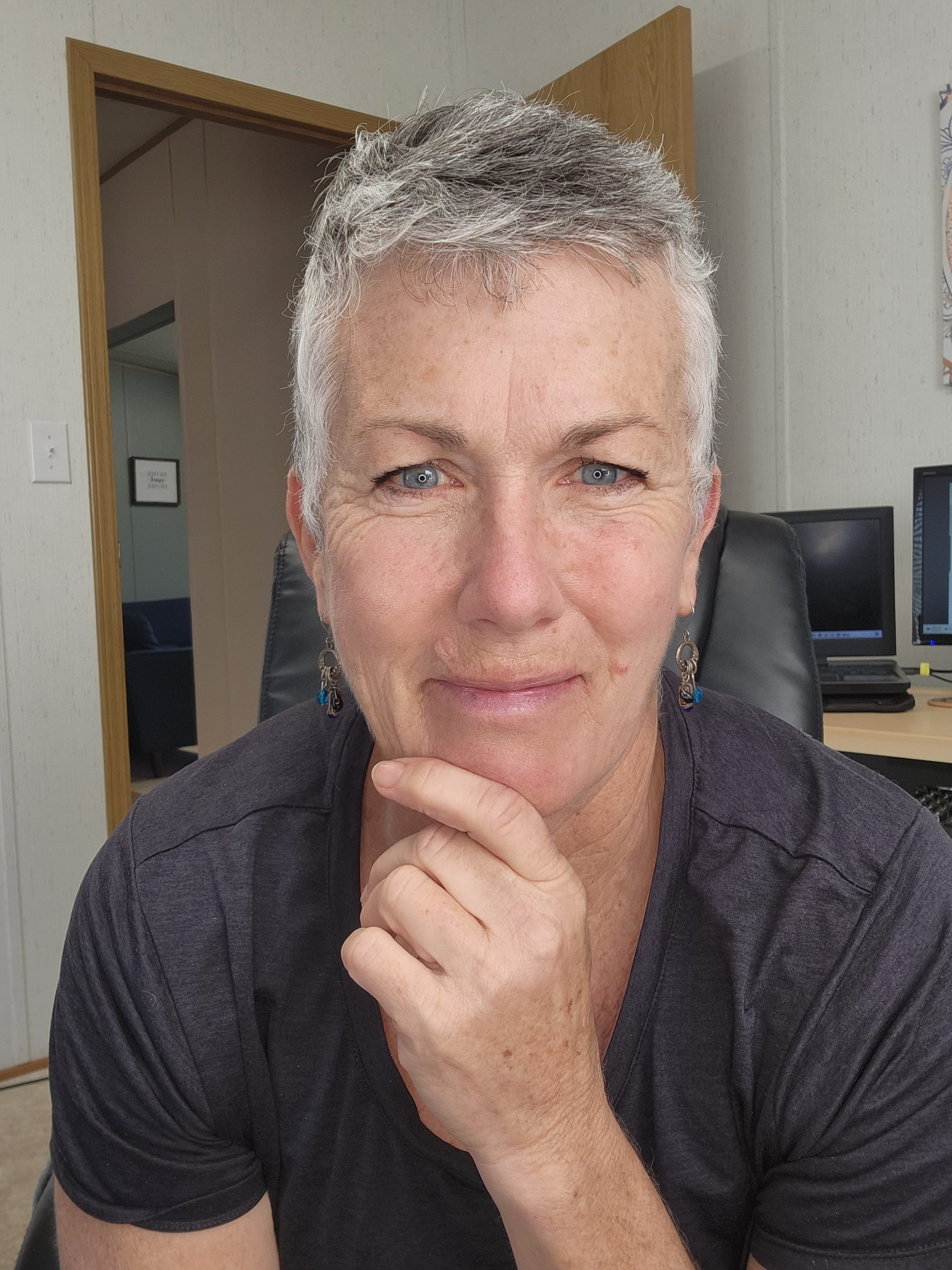 wowgraphicdesigns_team_cheryl-microutsicos_01