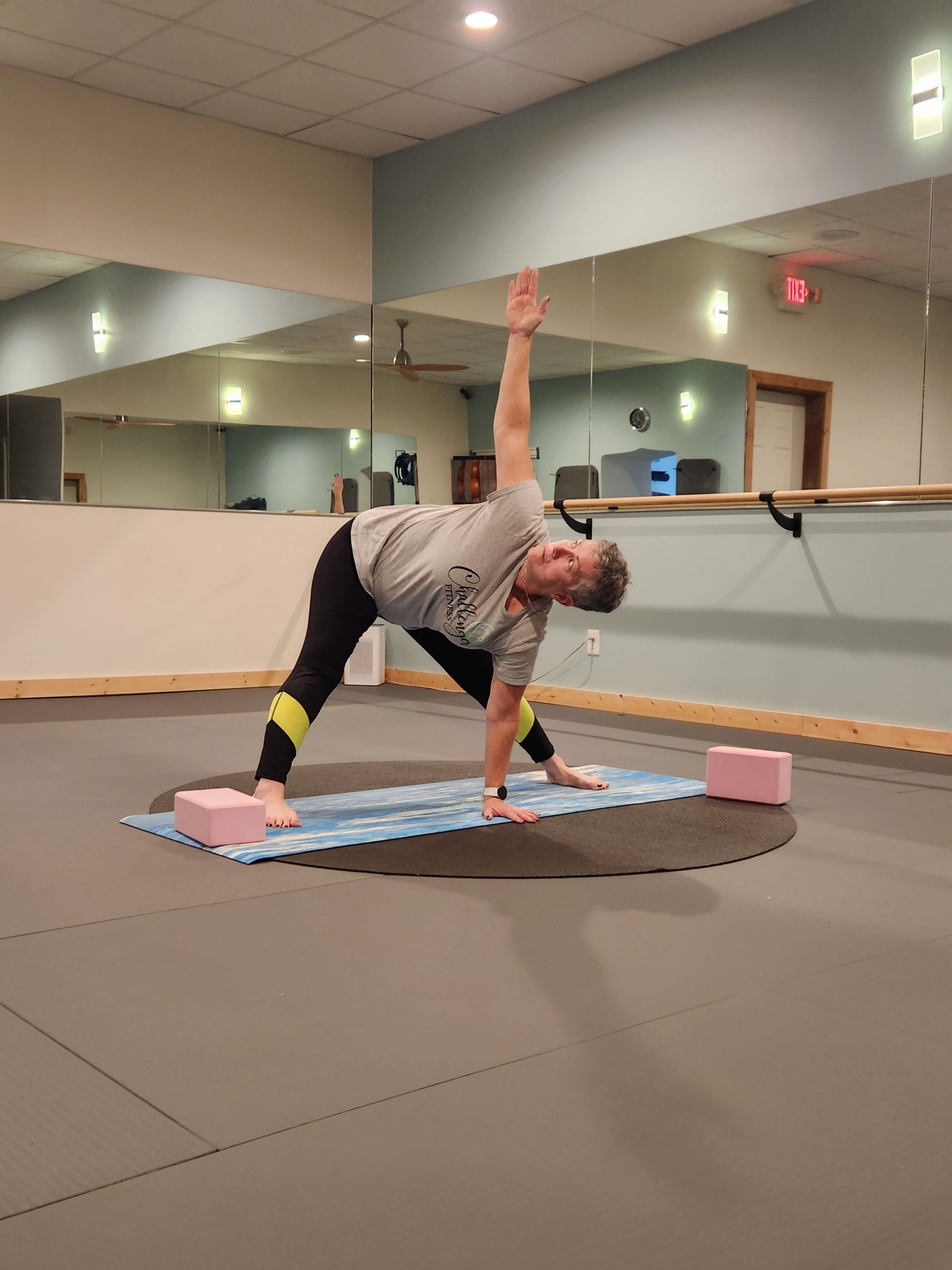 wowgraphicdesigns_team_cheryl-microutsicos_03