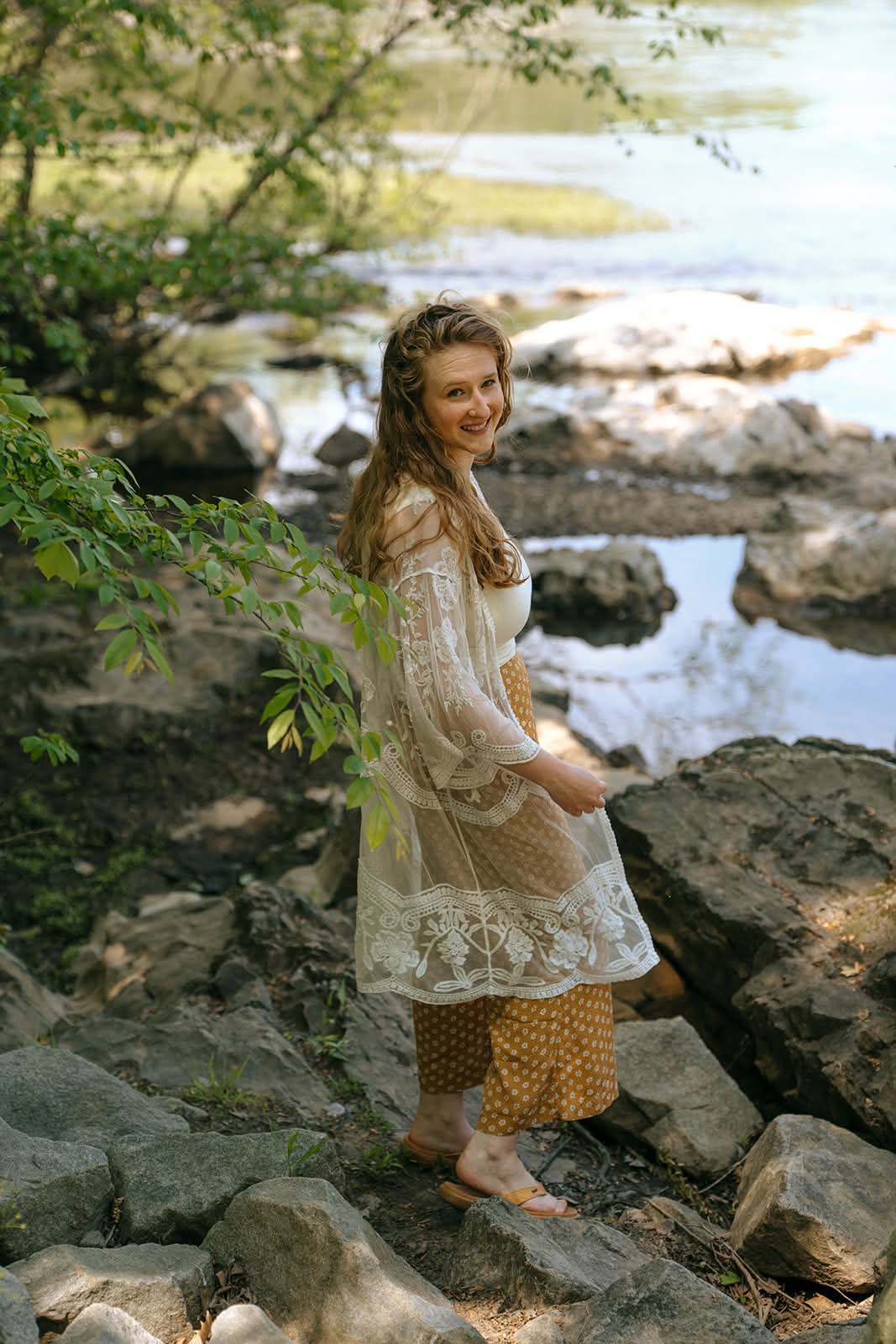 wowgraphicdesigns_team_laura_03